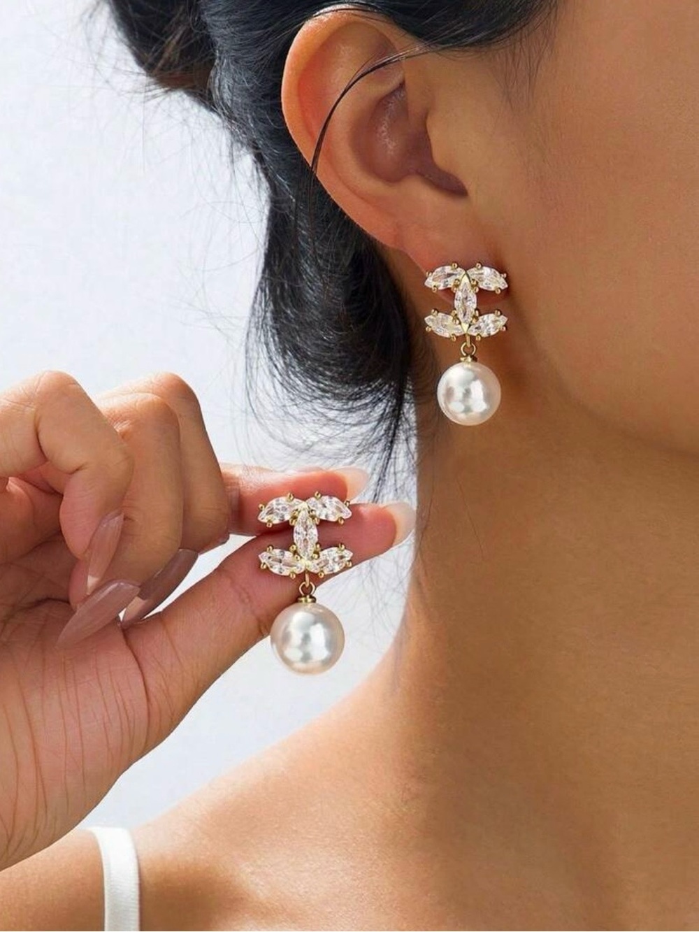 CC Logo 18k Gold Plated Pearl Drop Statement Earrings - Women Jewelry
